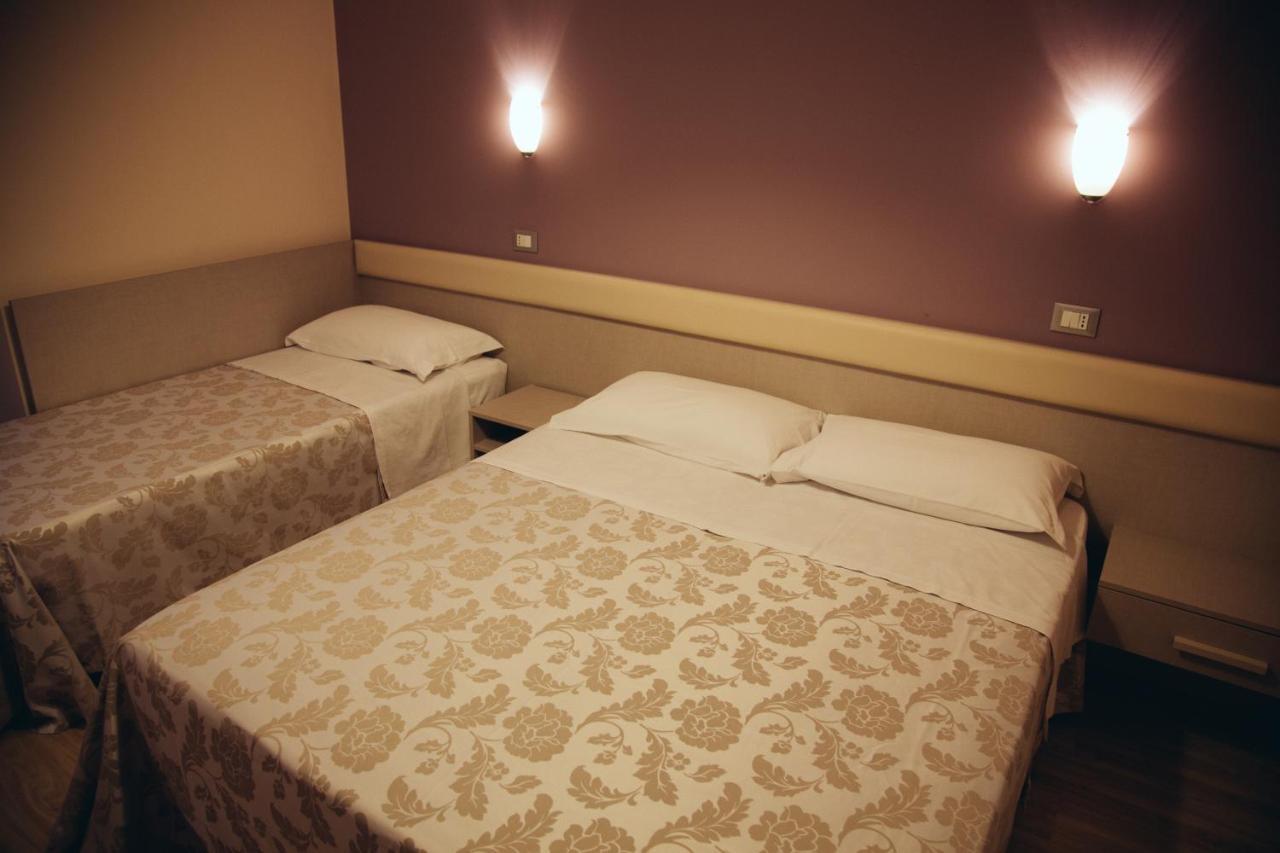 Hotel Astor B&B Lido di Classe Exteriér fotografie