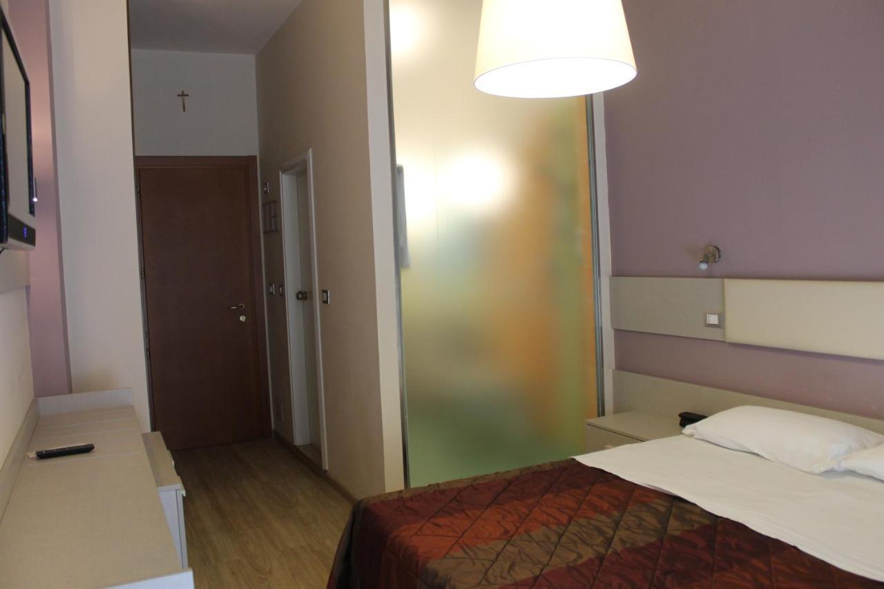 Hotel Astor B&B Lido di Classe Exteriér fotografie